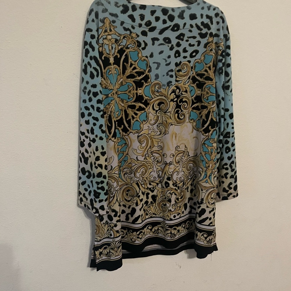 JM Collection Leopard Print Top - Light Blue and Black - Picture 2 of 4